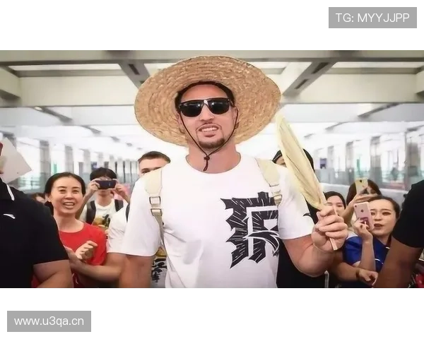 乔丹·汤普森训练完顺手买了辆超跑，这自律和花钱速度真让人看不懂